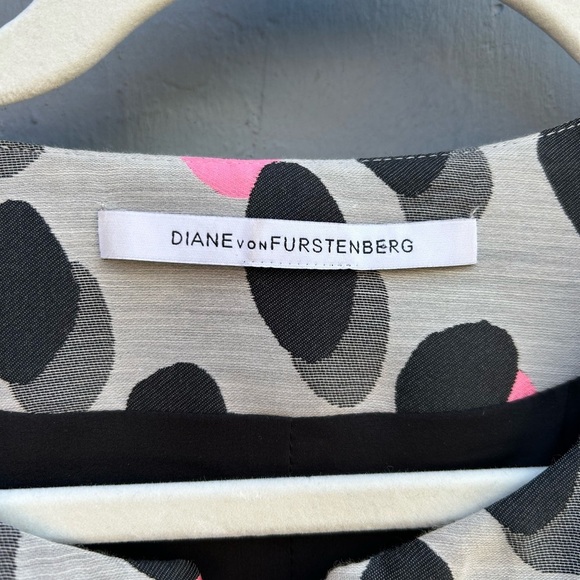 Diane Von Furstenberg New Summer Mini Animal Polka Dot Dress, size 8/10 - Picture 9 of 11